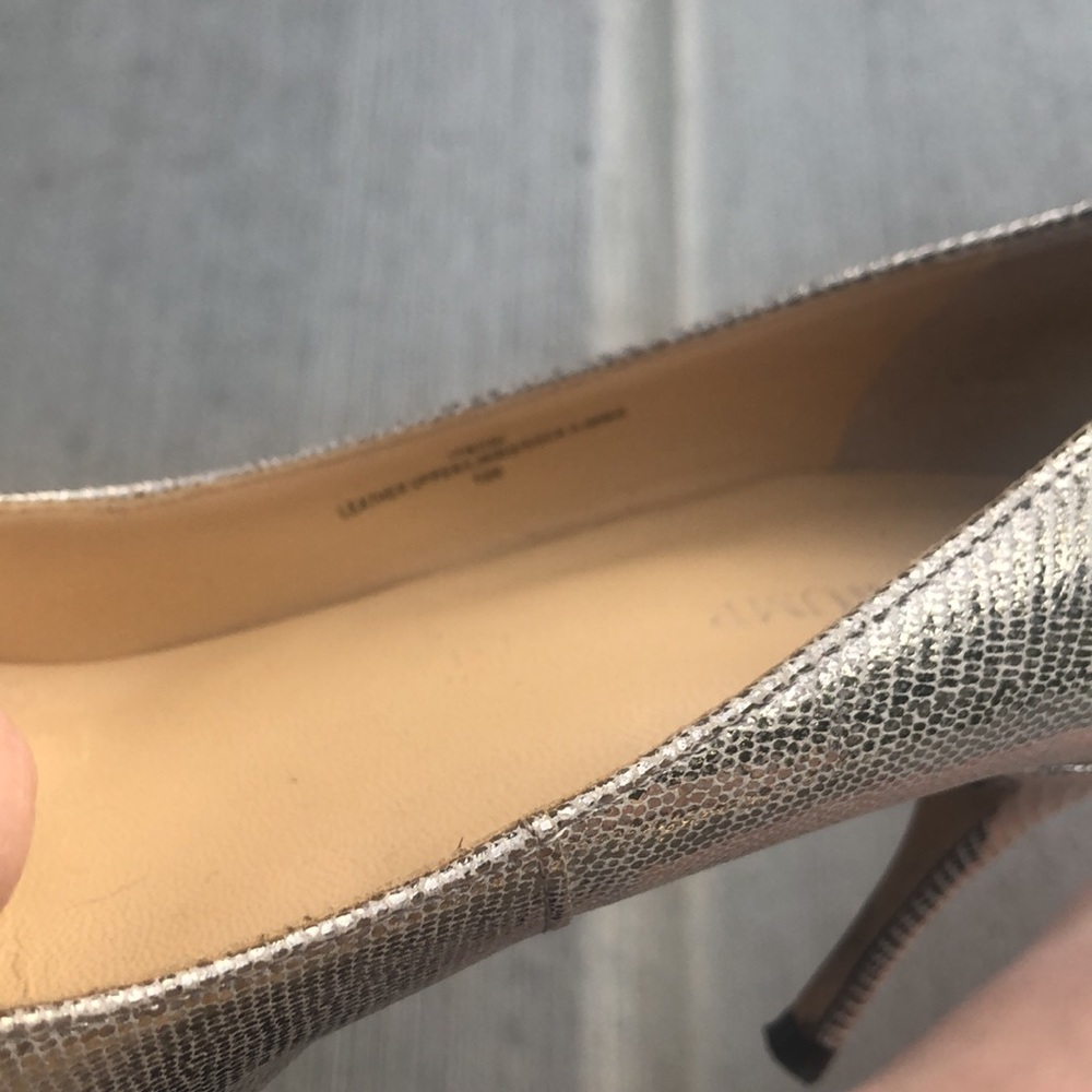 Pumps - Picture 6 of 8